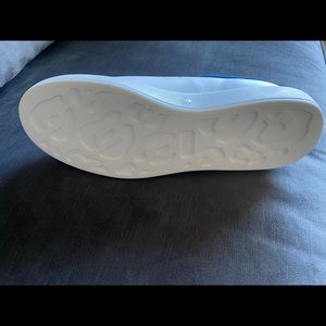 Alexander McQueen Men's Oversized Leather Platform Sneakers White and Paris Blue